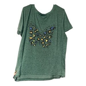 💜Oversized, Flowy Butterfly Tee